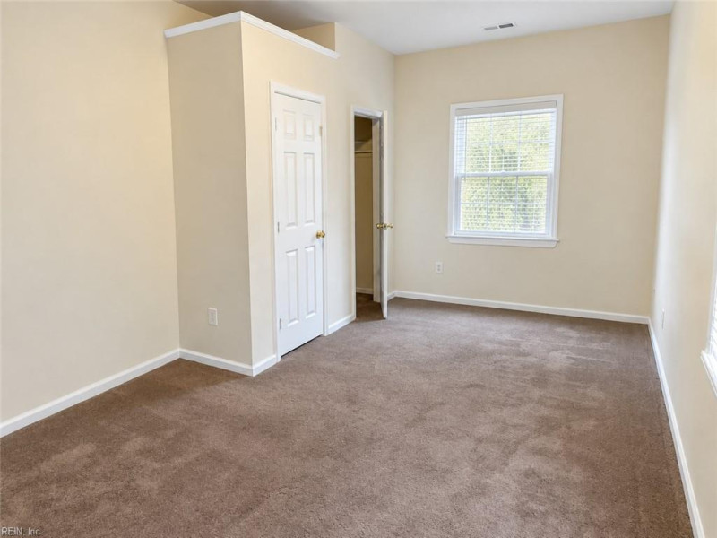 Photo 3 of 4 residential for sale in Norfolk virginia
