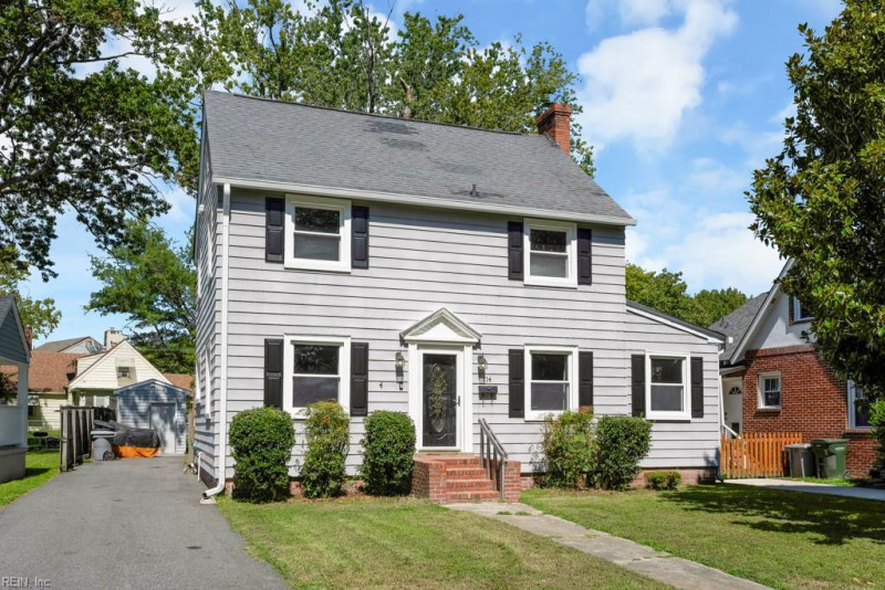 Photo 1 of 35 residential for sale in Hampton virginia