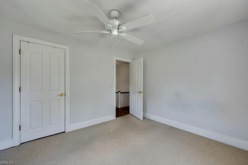 Photo 19 of 35 residential for sale in Hampton virginia