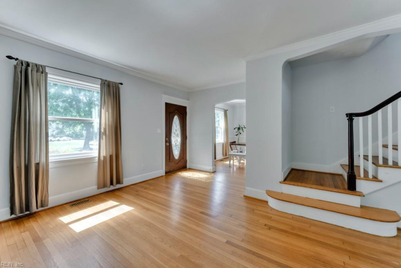 Photo 2 of 35 residential for sale in Hampton virginia