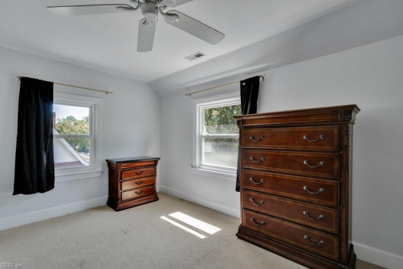 Photo 23 of 35 residential for sale in Hampton virginia