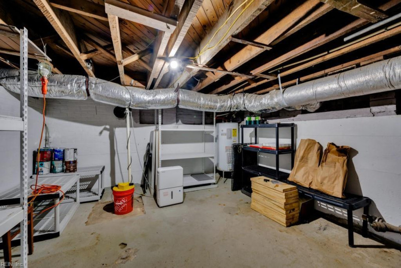 Photo 25 of 35 residential for sale in Hampton virginia