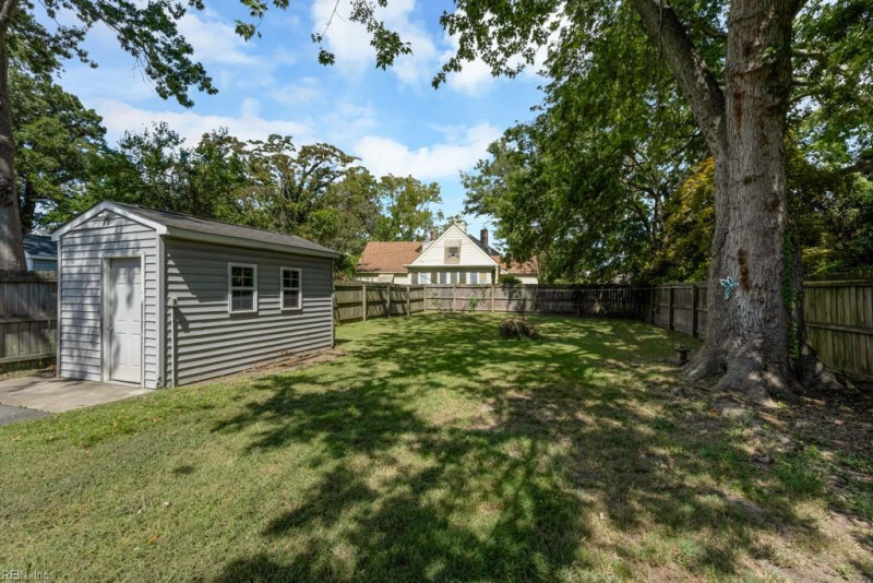 Photo 34 of 35 residential for sale in Hampton virginia
