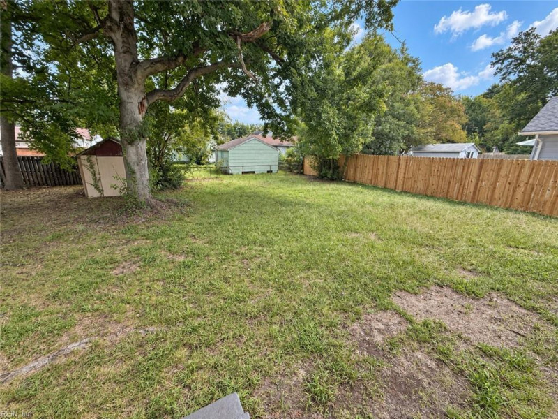 Photo 7 of 7 residential for sale in Portsmouth virginia