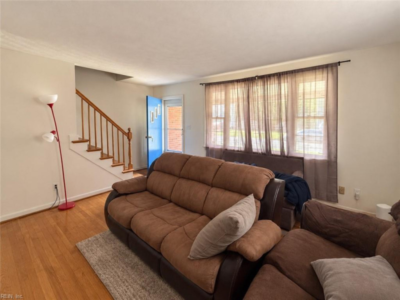 Photo 2 of 8 residential for sale in Portsmouth virginia