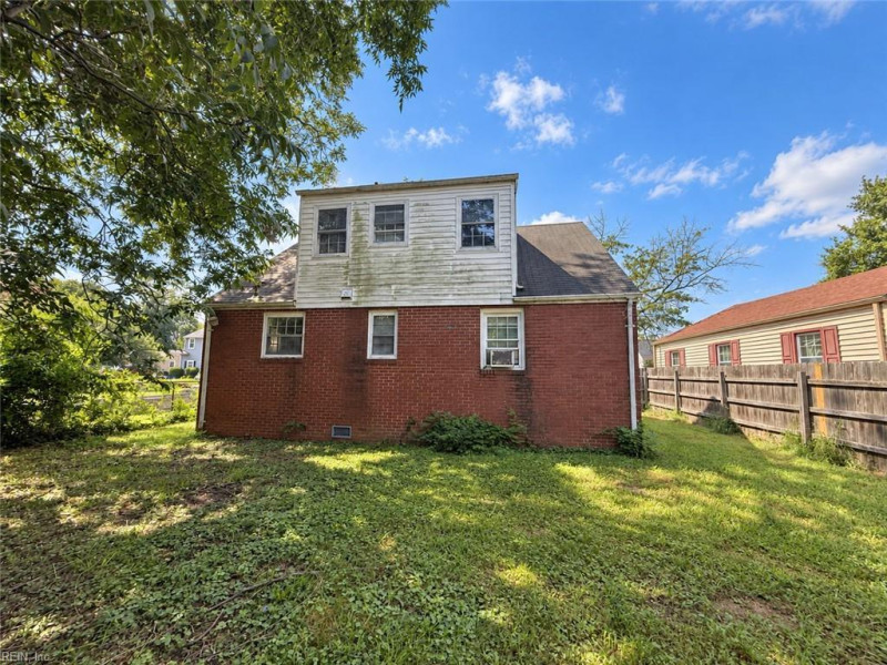 Photo 8 of 8 residential for sale in Portsmouth virginia