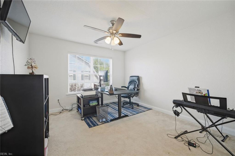 Photo 13 of 41 residential for sale in Virginia Beach virginia