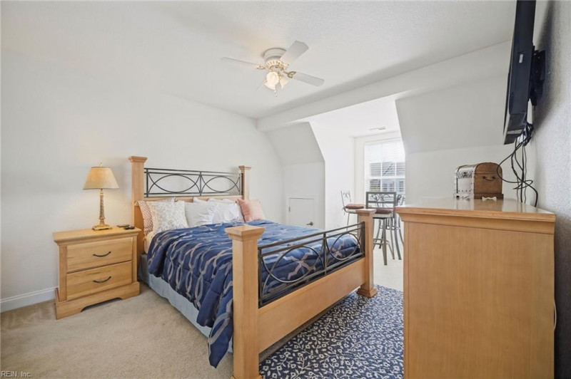 Photo 18 of 41 residential for sale in Virginia Beach virginia