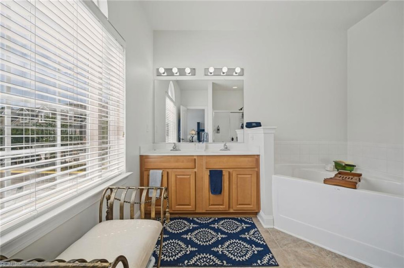 Photo 21 of 41 residential for sale in Virginia Beach virginia