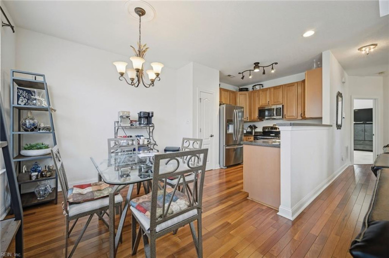 Photo 9 of 41 residential for sale in Virginia Beach virginia