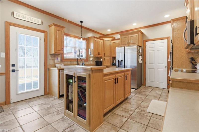Photo 11 of 50 residential for sale in Southampton County virginia