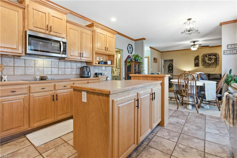 Photo 12 of 50 residential for sale in Southampton County virginia