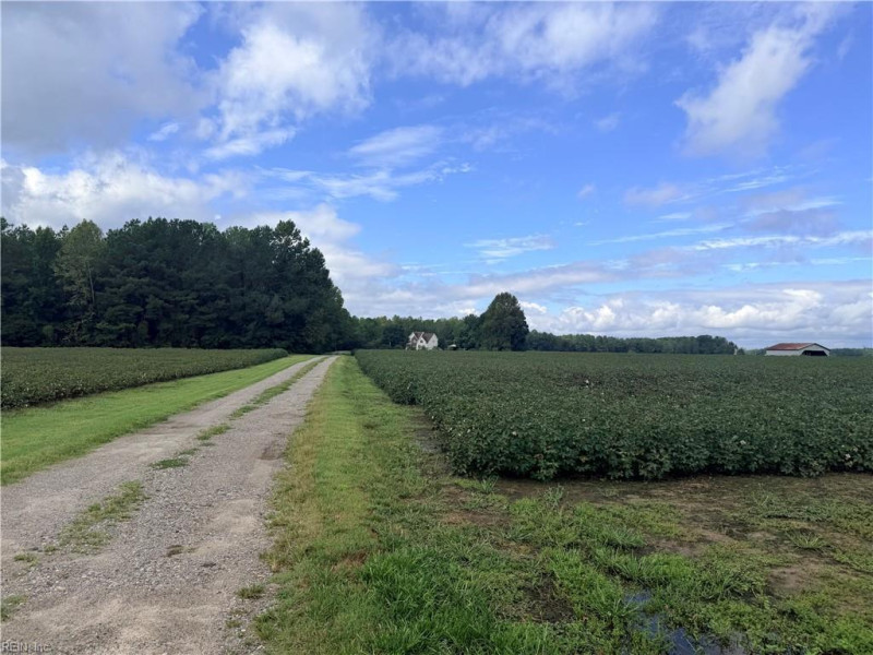Photo 9 of 50 residential for sale in Southampton County virginia