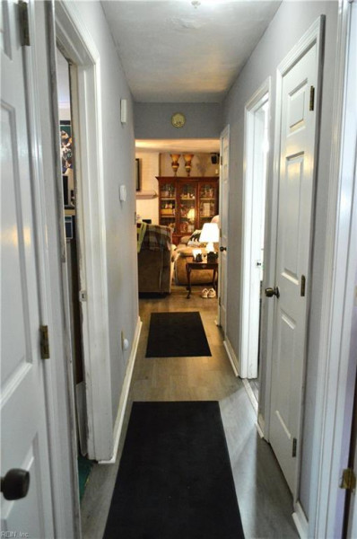 Photo 11 of 14 residential for sale in Suffolk virginia