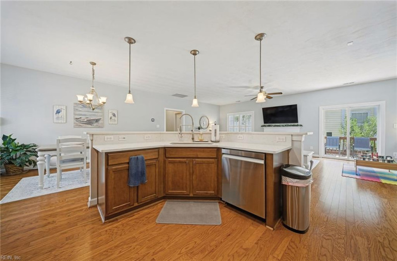 Photo 13 of 42 residential for sale in Chesapeake virginia Photo 13 of 42 residential for sale in Chesapeake virginia
