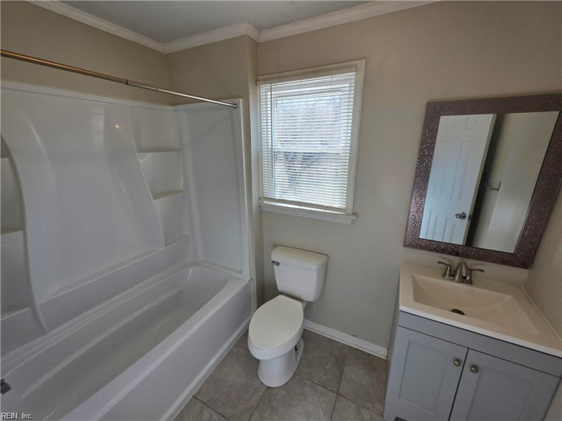 Photo 6 of 14 residential for sale in Newport News virginia