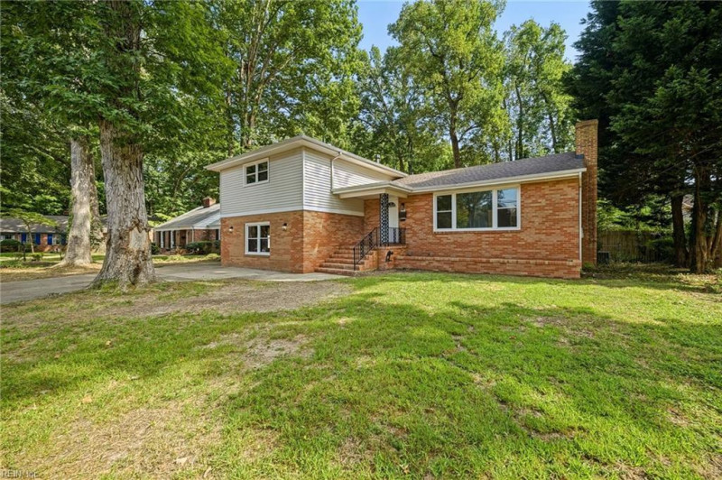 Photo 4 of 50 residential for sale in Newport News virginia Photo 4 of 50 residential for sale in Newport News virginia