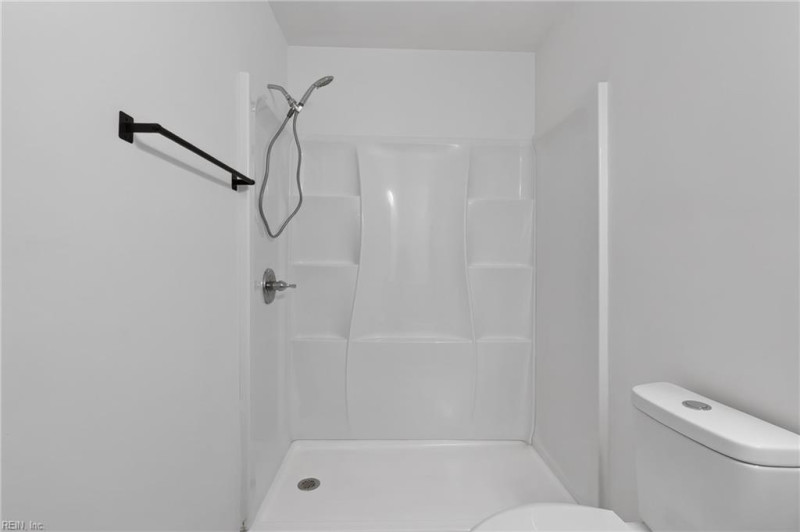 Photo 31 of 50 residential for sale in Chesapeake virginia