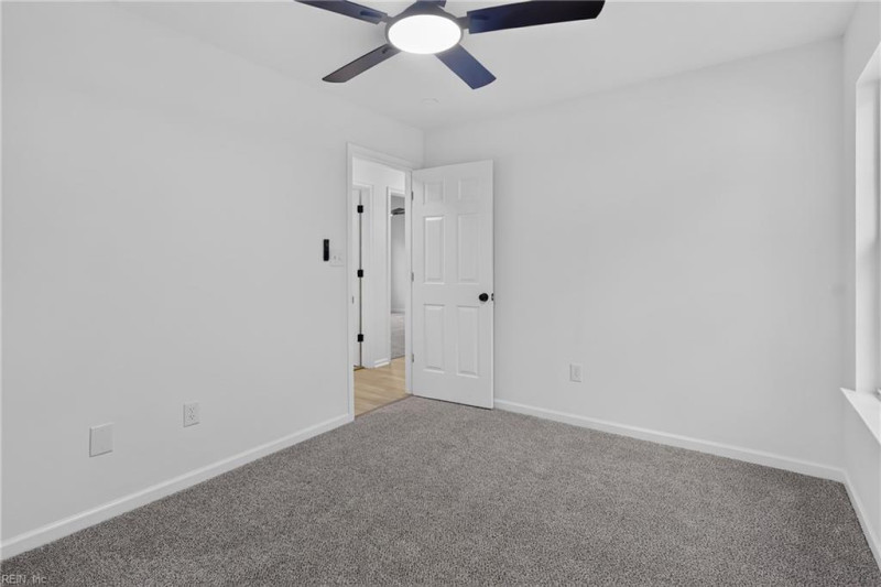 Photo 33 of 50 residential for sale in Chesapeake virginia