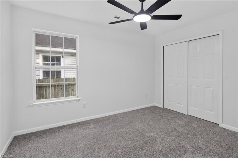 Photo 36 of 50 residential for sale in Chesapeake virginia