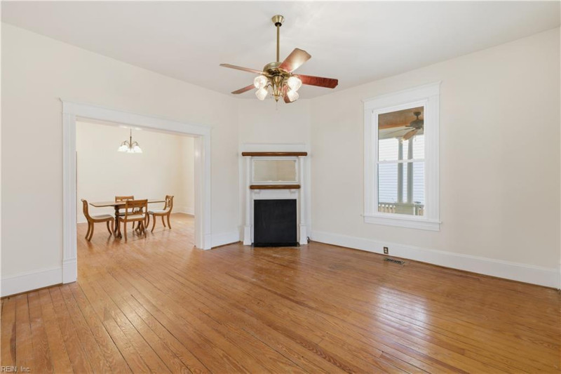 Photo 12 of 37 residential for sale in Franklin virginia