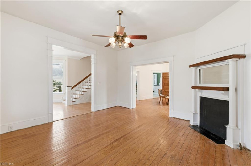 Photo 14 of 37 residential for sale in Franklin virginia