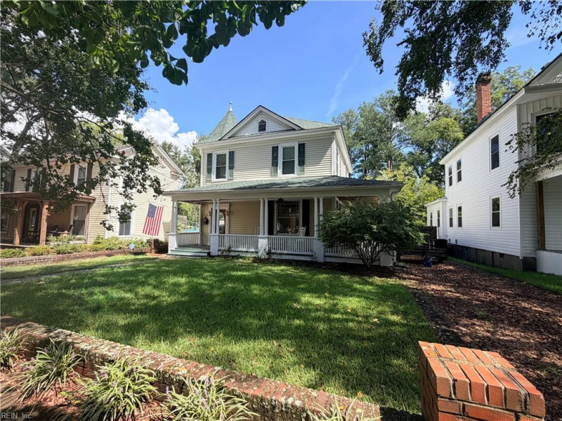 Photo 4 of 37 residential for sale in Franklin virginia