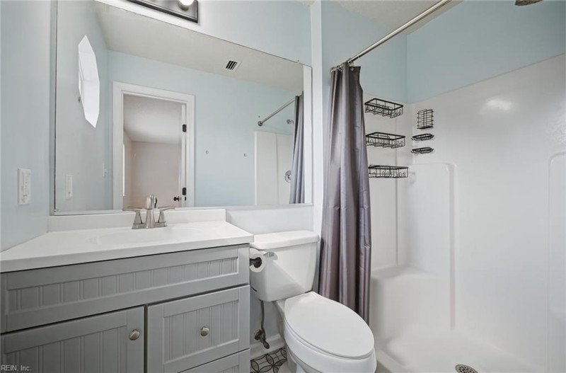 Photo 5 of 33 residential for sale in Newport News virginia Photo 5 of 33 residential for sale in Newport News virginia