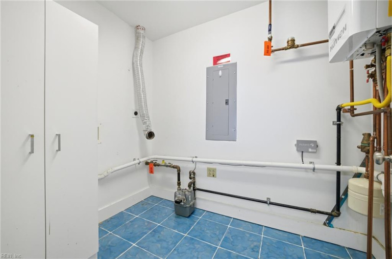 Photo 13 of 24 residential for sale in Norfolk virginia Photo 13 of 24 residential for sale in Norfolk virginia