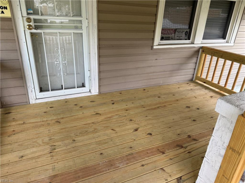 Photo 5 of 27 residential for sale in Norfolk virginia