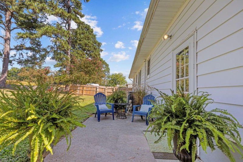Photo 27 of 29 residential for sale in Suffolk virginia