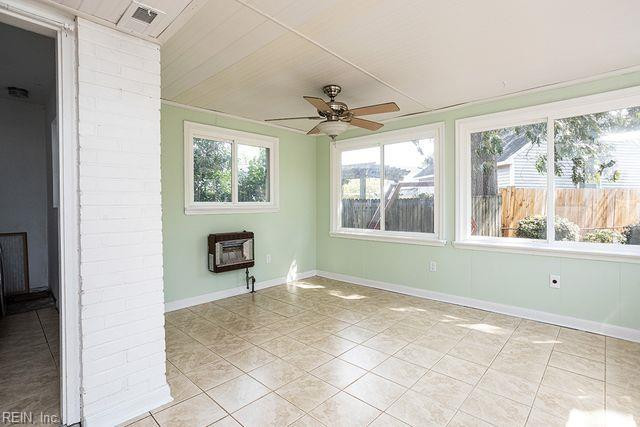 Photo 14 of 31 residential for sale in Norfolk virginia