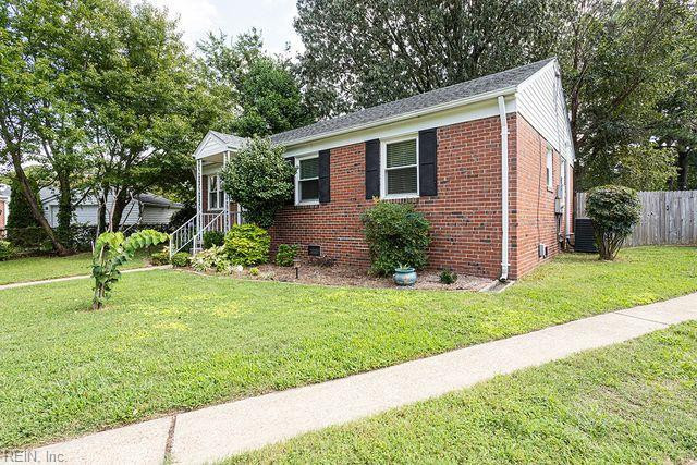 Photo 3 of 31 residential for sale in Norfolk virginia