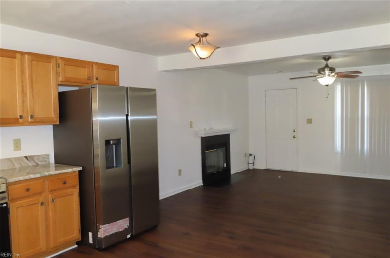 Photo 5 of 50 residential for sale in Virginia Beach virginia
