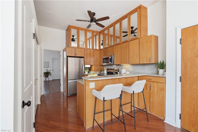 Photo 10 of 50 residential for sale in Norfolk virginia