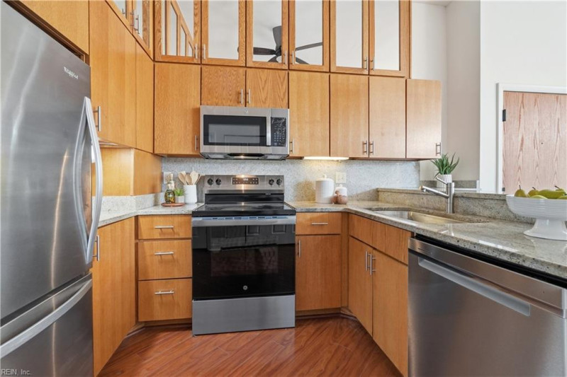 Photo 12 of 50 residential for sale in Norfolk virginia
