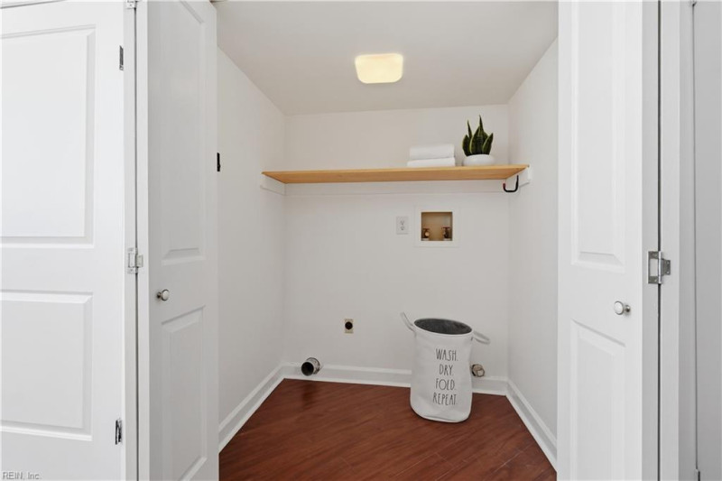 Photo 15 of 50 residential for sale in Norfolk virginia