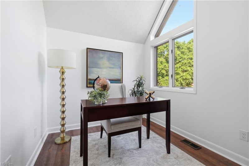 Photo 30 of 50 residential for sale in Norfolk virginia
