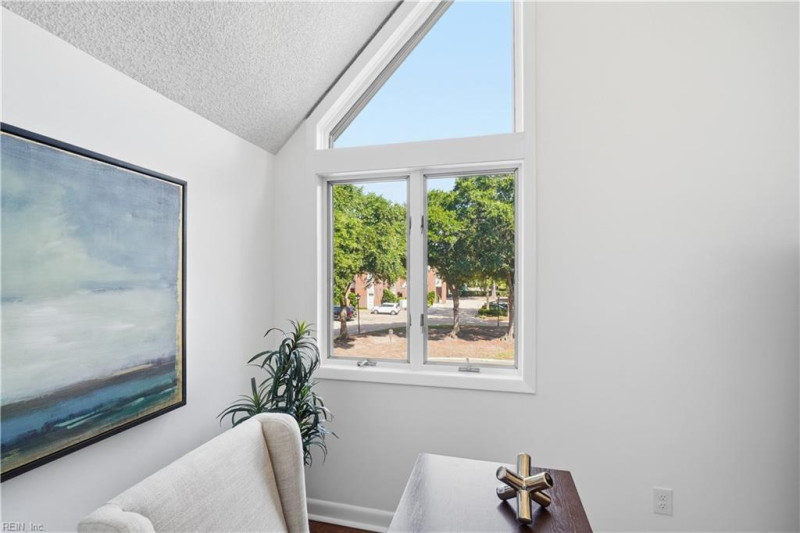 Photo 31 of 50 residential for sale in Norfolk virginia