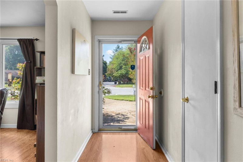 Photo 2 of 25 residential for sale in Virginia Beach virginia
