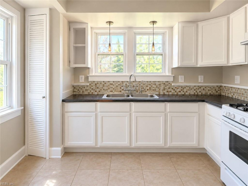 Photo 2 of 3 residential for sale in Hampton virginia Photo 2 of 3 residential for sale in Hampton virginia