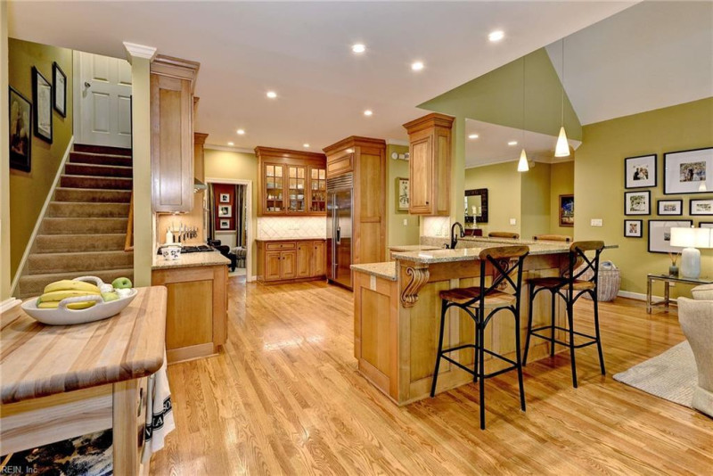 Photo 18 of 50 residential for sale in Williamsburg virginia
