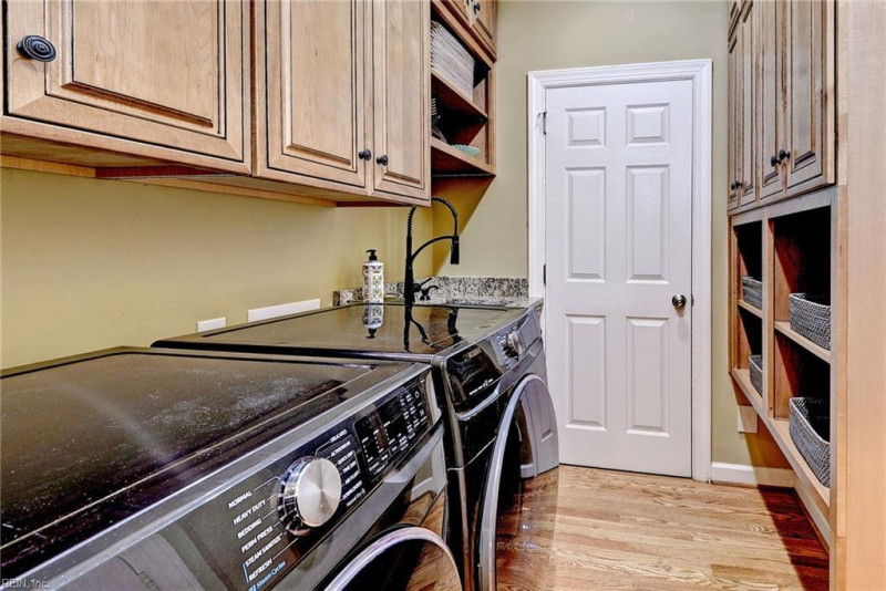 Photo 26 of 50 residential for sale in Williamsburg virginia
