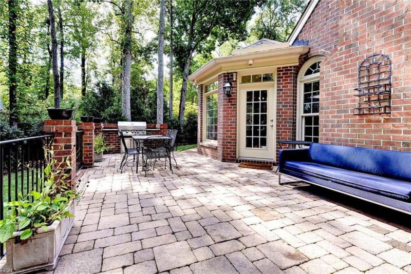 Photo 3 of 50 residential for sale in Williamsburg virginia