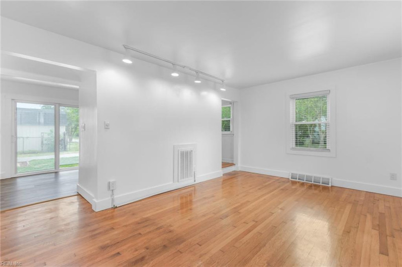 Photo 10 of 27 residential for sale in Norfolk virginia Photo 10 of 27 residential for sale in Norfolk virginia
