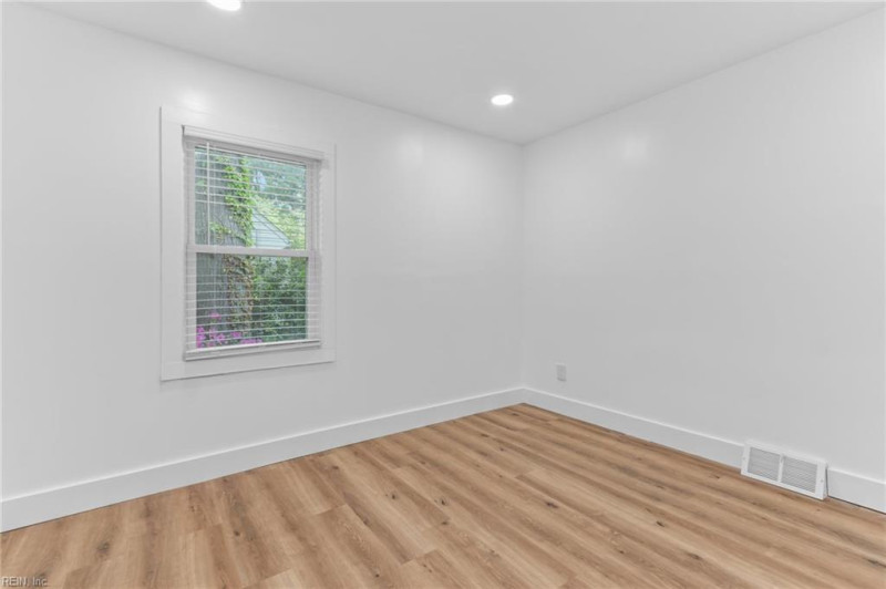 Photo 12 of 27 residential for sale in Norfolk virginia Photo 12 of 27 residential for sale in Norfolk virginia