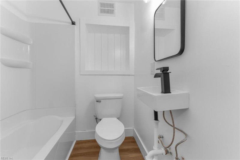 Photo 13 of 27 residential for sale in Norfolk virginia Photo 13 of 27 residential for sale in Norfolk virginia