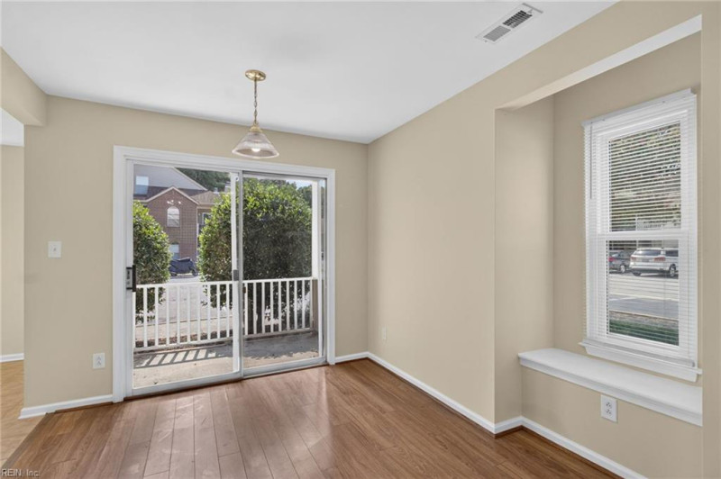 Photo 7 of 28 residential for sale in Newport News virginia