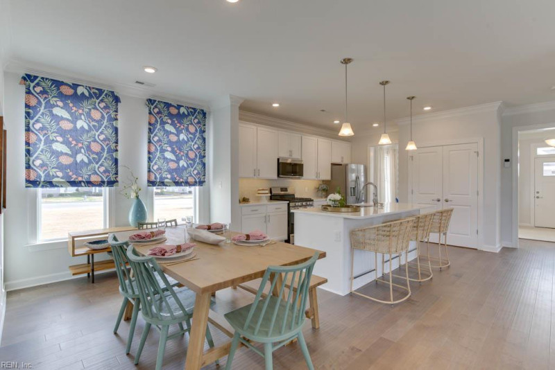 Photo 15 of 35 residential for sale in Chesapeake virginia