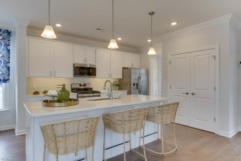 Photo 16 of 35 residential for sale in Chesapeake virginia